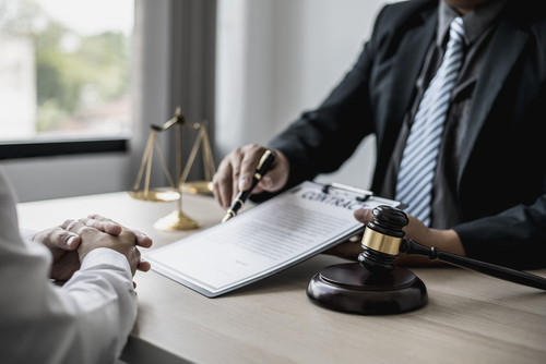 What to do if you are faced with commercial litigation in the UK